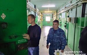 За даними ЗМІ, про підозру повідомили Олександра Штоду (праворуч)