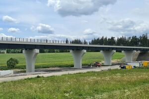 Аналогічні палі вже використовували будівельні підрядники у Франції, зазначив менеджер "Інтерпайпу"