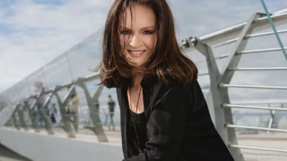 По словам Падалко, Ротару жила в Ялте на улице Гоголя, 24