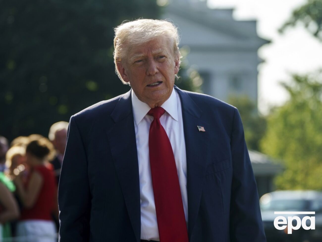 Представитель Белого дома сообщил, что для встречи с Трампом Путин сначала должен встретиться с Зеленским