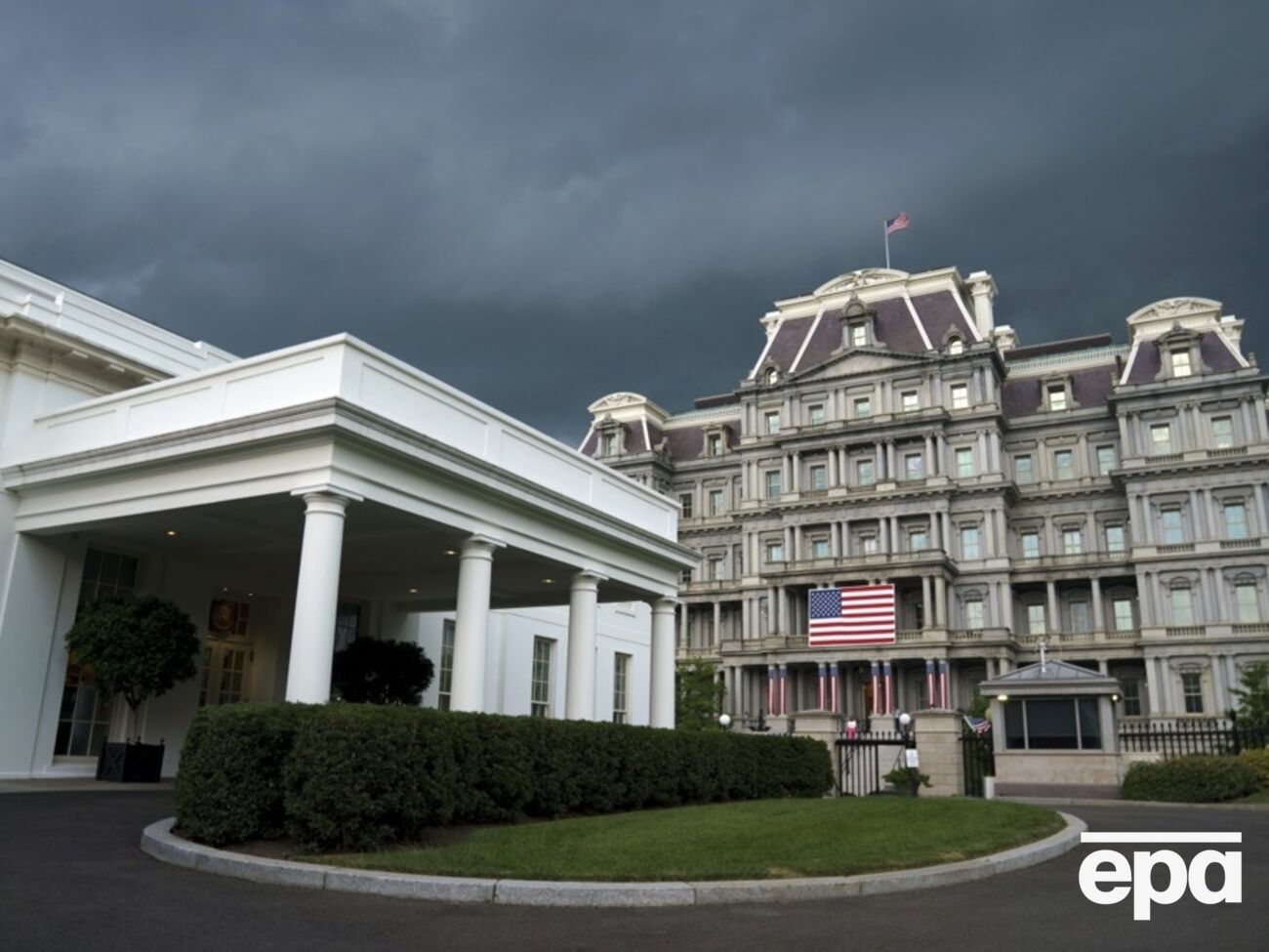 У Білому домі підтвердили, що Трамп хотів би зустрітися як із Путіним, так і з Зеленським