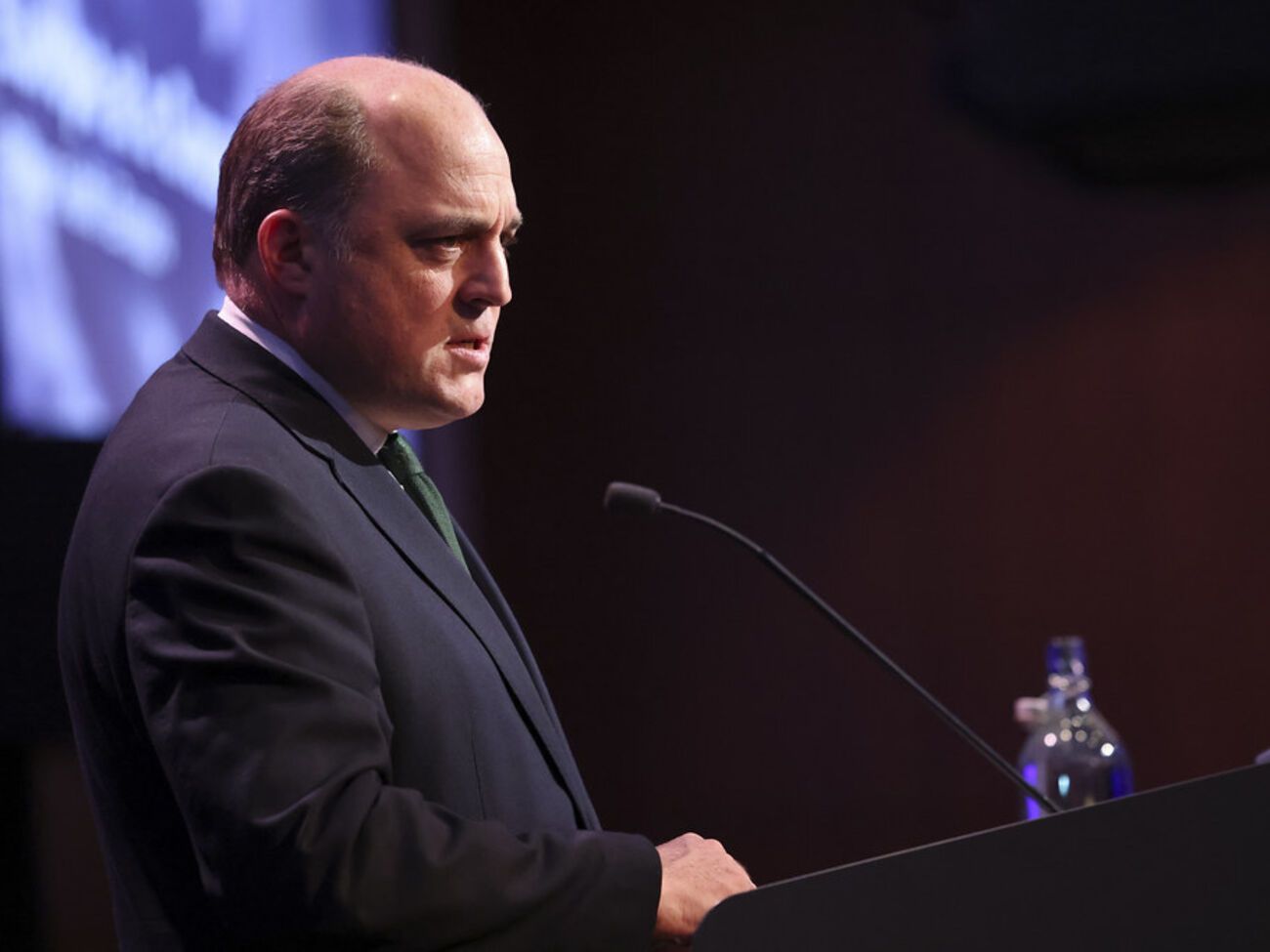 Воллес побоюється, що європейці зіткнуться з наслідками "ще однієї паскудної угоди" Трампа