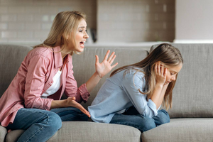 Психолог объяснила, почему родители злятся на детей именно тогда, когда они больше всего нуждаются в поддержке