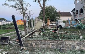 Від вибуху в будинку Січкар вибило всі вікна і двері