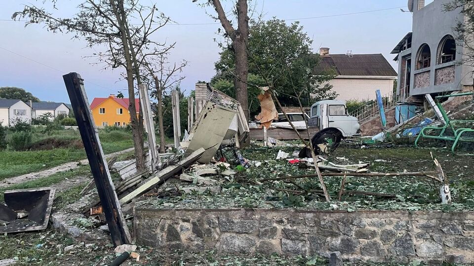 Від вибуху в будинку Січкар вибило всі вікна і двері