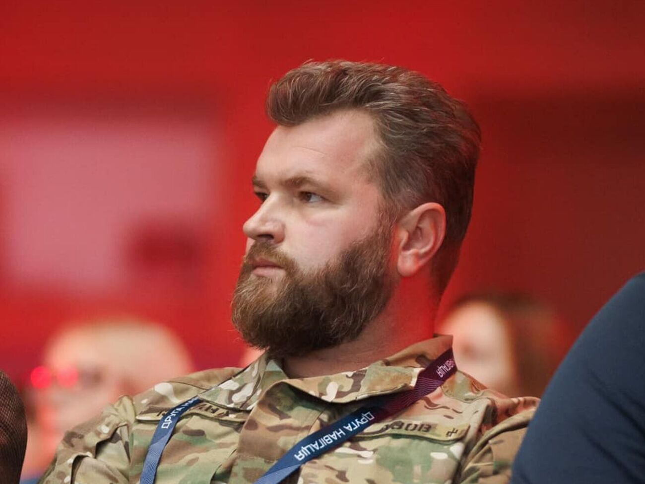 "А мой в "Азове" – это не об уклонистах и не об унижении, как некоторым показалось