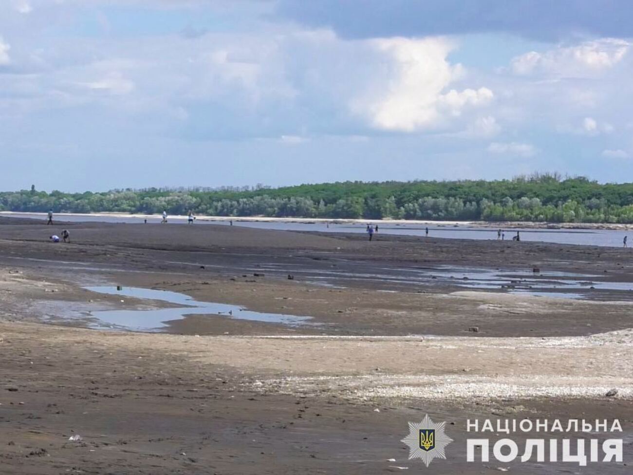 6 июня 2023 года российские оккупанты взорвали Каховскую ГЭС, в результате чего была разрушена дамба Каховского водохранилища