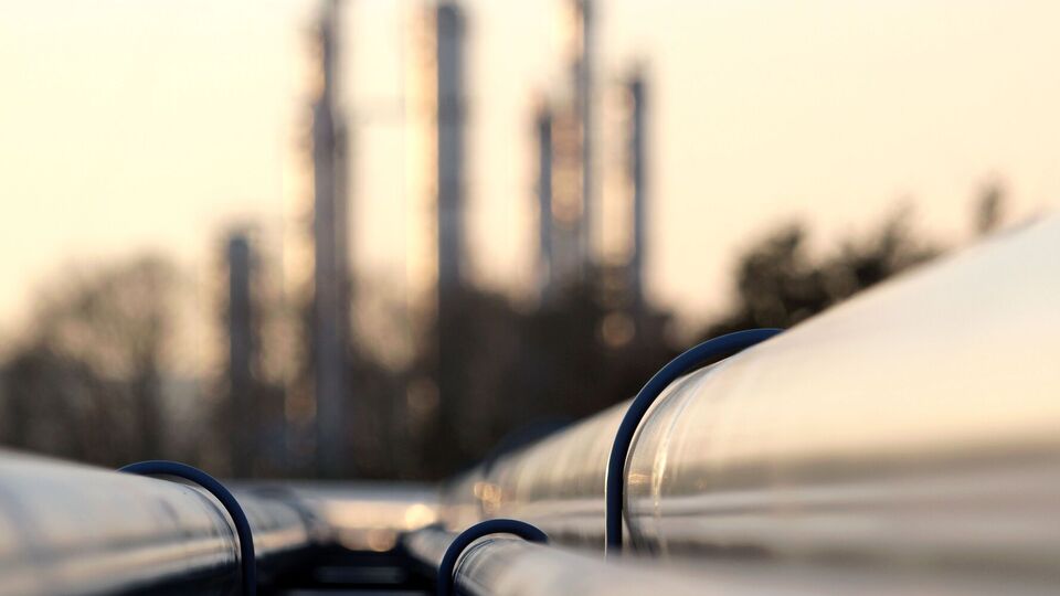 В об'єкт влучило п'ять російських безпілотників, зазначили джерела