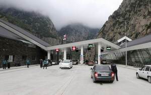 Пограничный пункт между Россией и Грузией