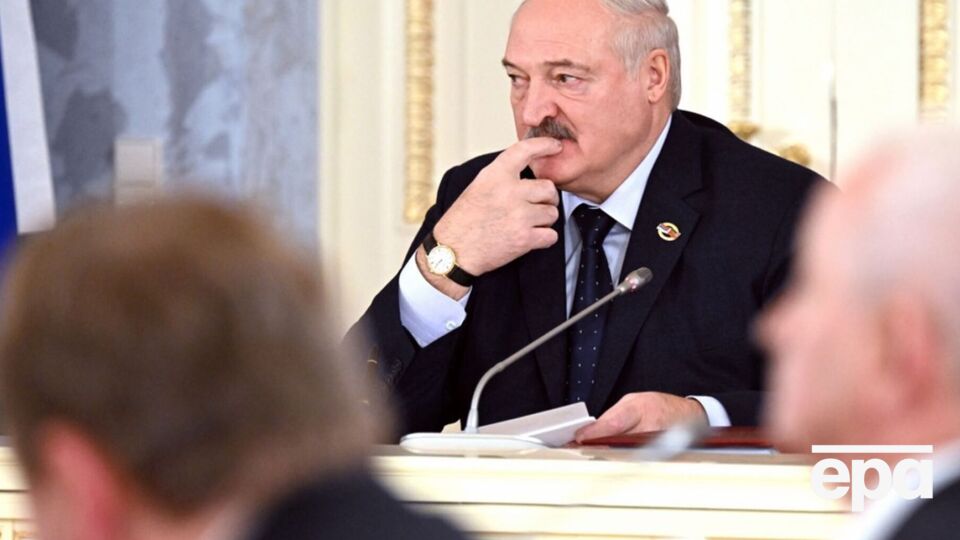 Лукашенко не відкинув, що ультиматум Трампа може бути "виставою"