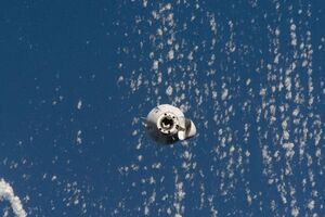 Космический корабль приводнился в Тихом океане