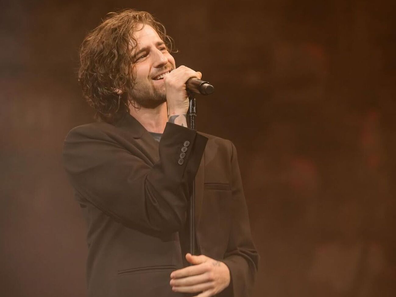 Dantes був одружений із Дорофєєвою, а потім закрутив роман із Кацуріною