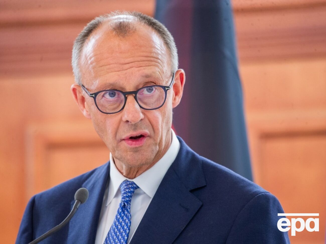 Канцлер объяснил, что войну можно было бы закончить уже завтра, если бы Украина капитулировала, отказалась от борьбы и потеряла независимость