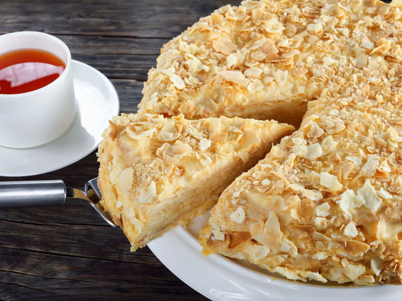 Рецепт непростой, но торт получится очень вкусный