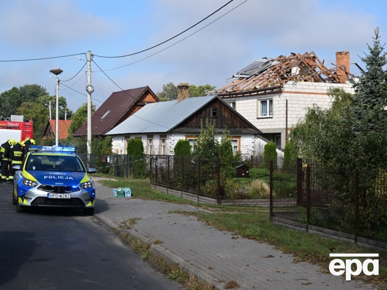 Унаслідок падіння уламків дрона в Польщі пошкоджено приватний будинок