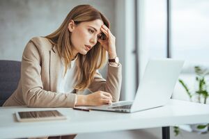 Советы психолога помогут распознавать признаки выгорания и применять техники самоподдержки и релаксации