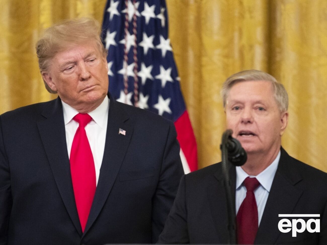 Грэм полностью согласен с мнением Трампа относительно "безумного нарушения" РФ воздушного пространства Польши