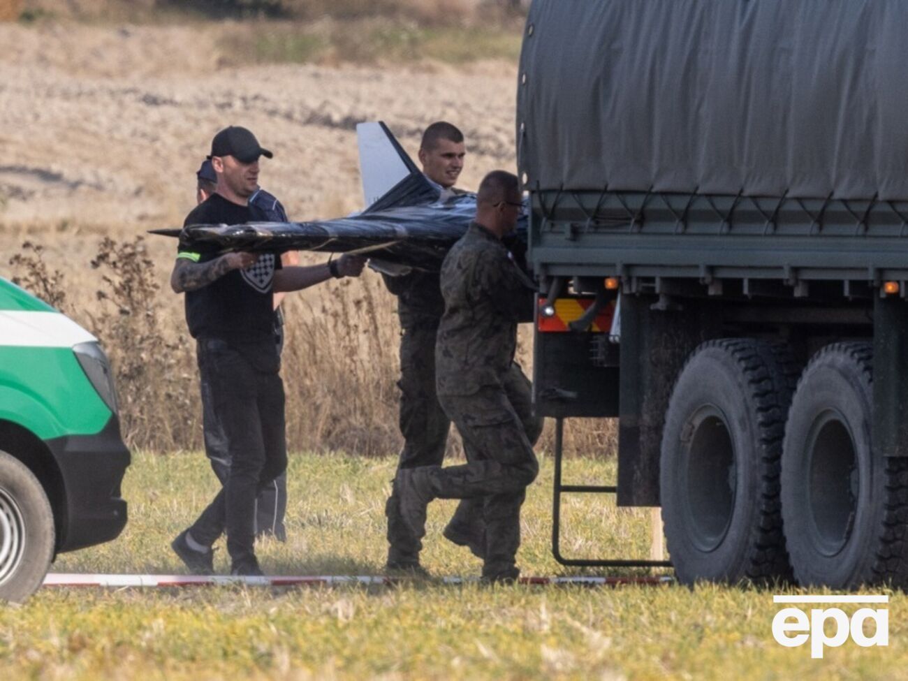 Частина знайдених уламків була компонентами ударних дронів "Гербера", розповіли у прокуратурі Польщі
