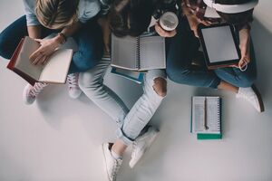 Компенсацию средств МОН запланировало для 13 тыс. студентов