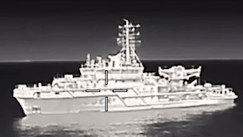 В ГУР показали видео с дрона