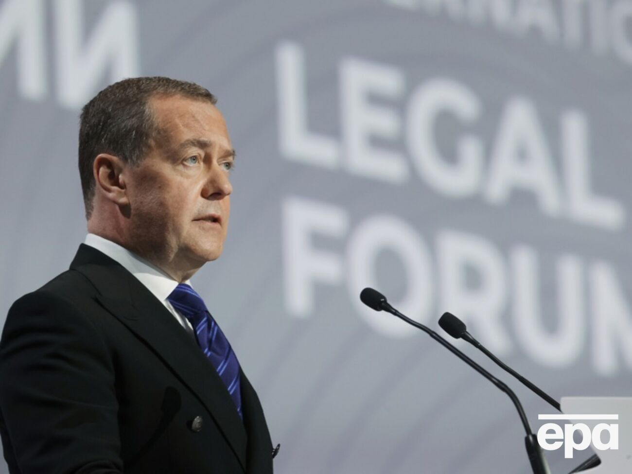 Медведєв пов'язав політичні вбивства з підтримкою України