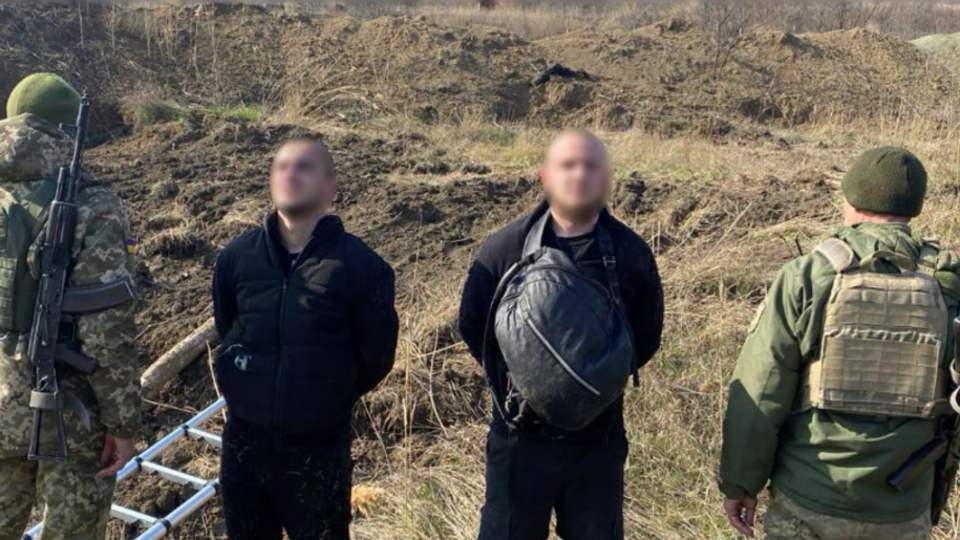 Цена за переправку через границу дошла $20 тыc.