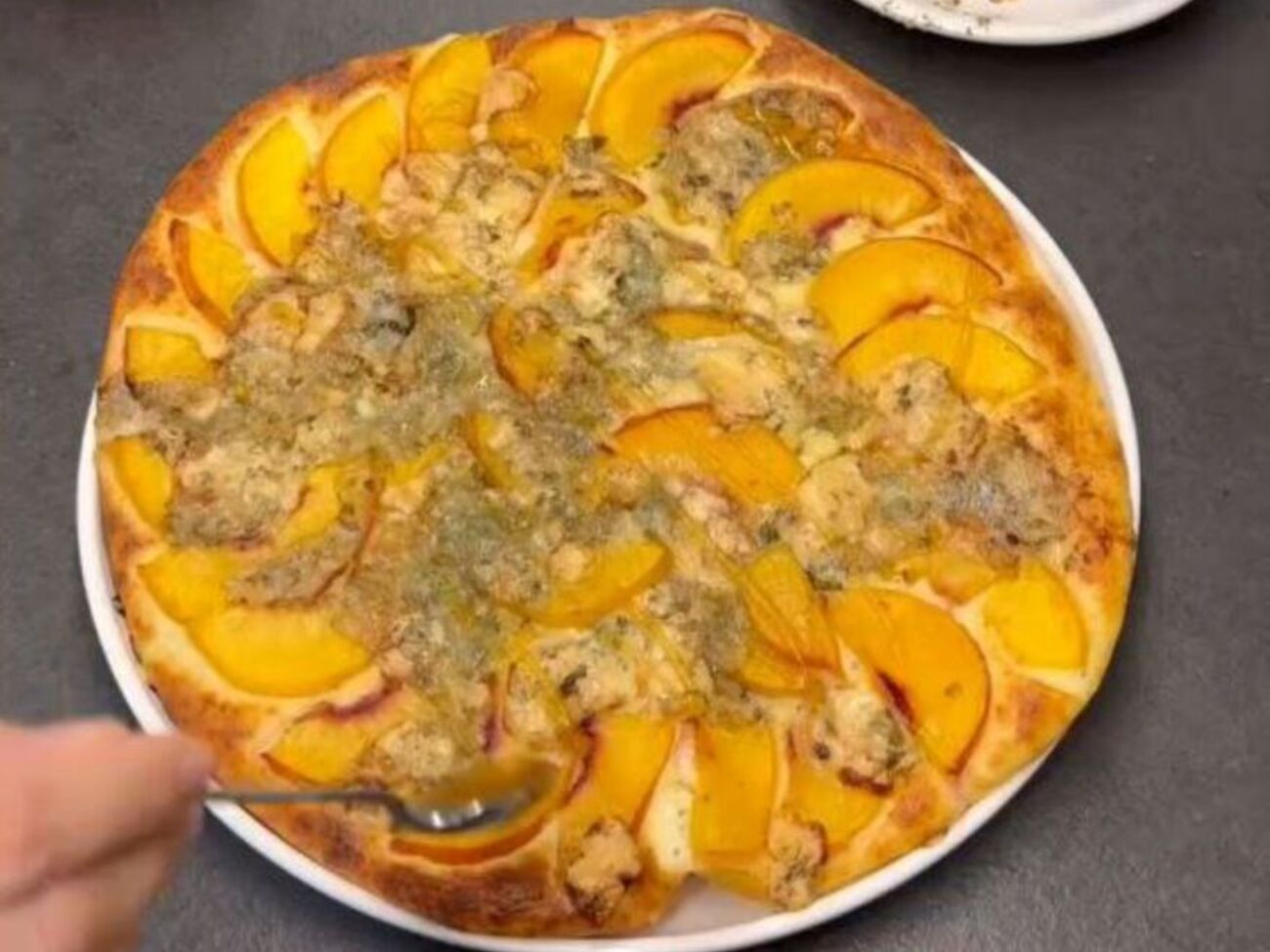 До тіста потрібно додати 2 ст. л. цукрозамінника або цукру