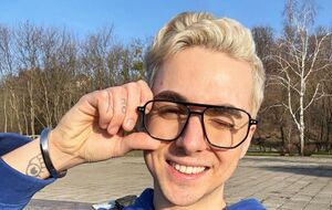 Melovin: Я в больнице. Мне плохо