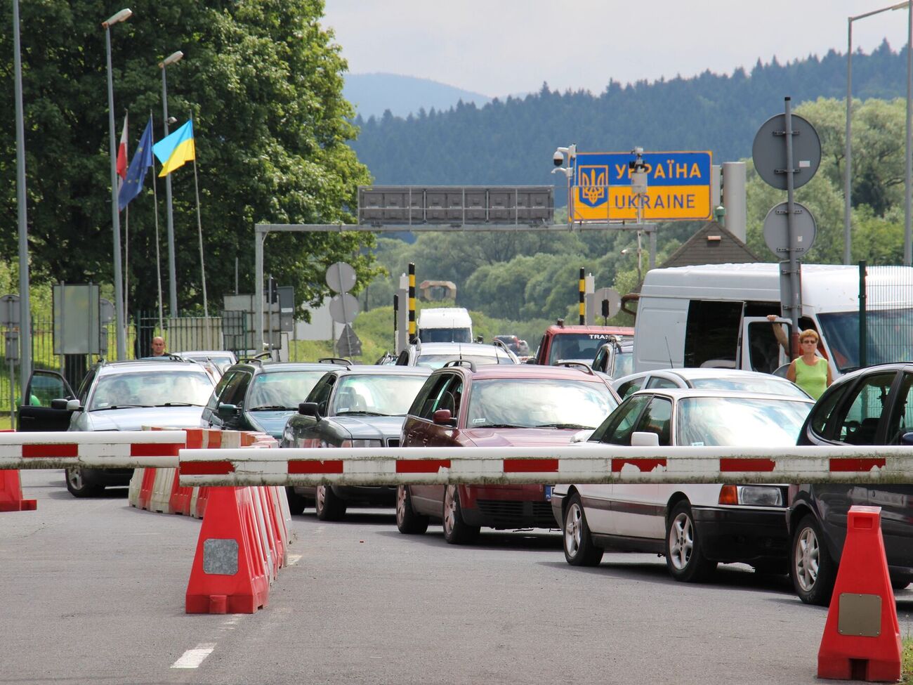 Через пункти пропуску в Підкарпатському воєводстві з 28 серпня до 3 вересня з України прибуло 6100 чоловіків віком 18–22 років