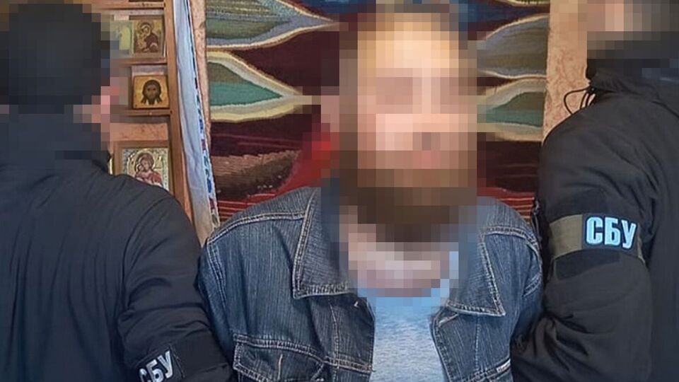 Согласно материалам дела, враг "вышел" на протоиерея дистанционно через интернет