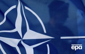 Глава комитета обороны Бундестага предлагает НАТО сбивать БПЛА, угрожающие Альянсу, еще над Украиной