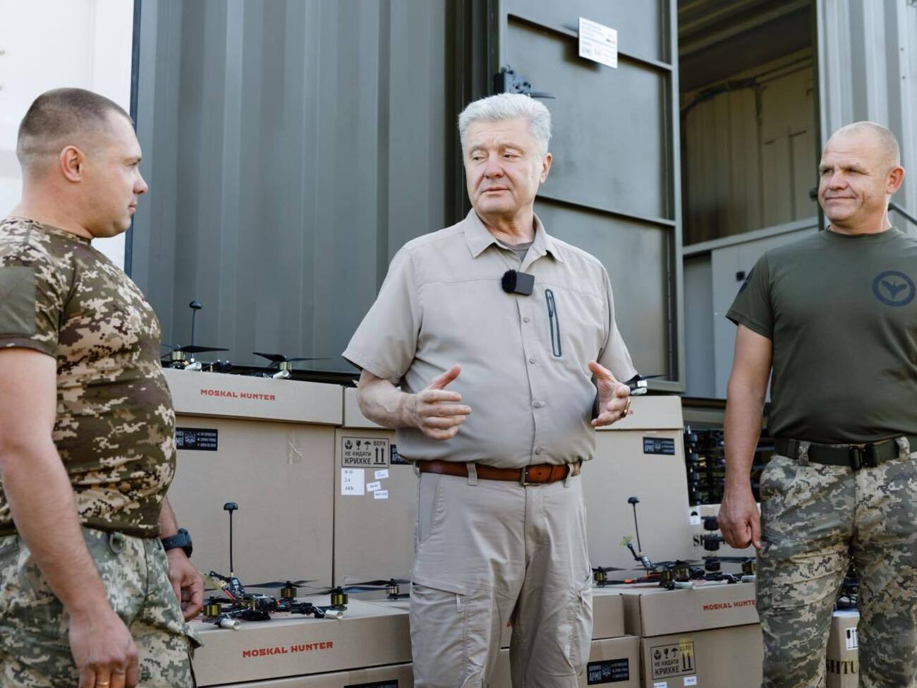 Порошенко надеялся, что 206-й отдельный батальон ТрО останется в Киеве и не попадет на фронт, написал Бойко