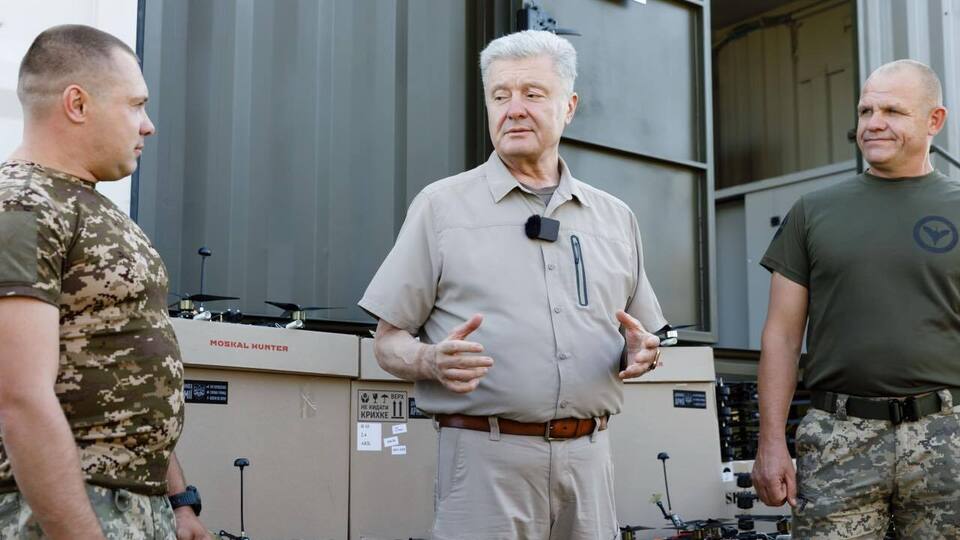 Порошенко надеялся, что 206-й отдельный батальон ТрО останется в Киеве и не попадет на фронт, написал Бойко