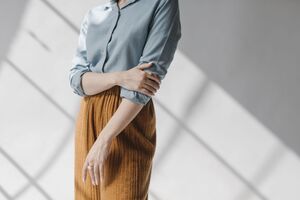 Модные брюки должны быть из качественного материала