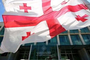 СДБ повідомила про затримання двох громадян України після того, як у вантажівці, яка в’їхала до країни з Туреччини, виявили 2,4 кг гексогену