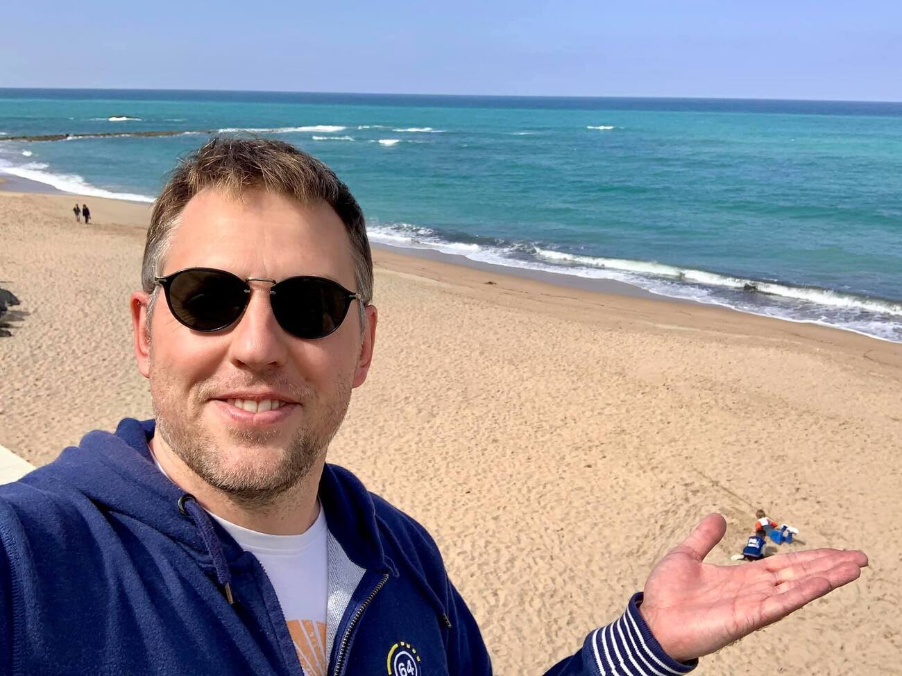 Шокирующая утечка о планах Путина, сбитый самолет президента Польши, Трамп и Путин в лимузине. Стрим Бацман с Осечкиным. Трансляция