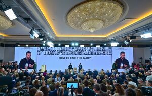 Ставка России на веру Путина, что он купит все и всех, не должна сработать, отметил Зеленский