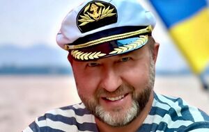 Мне очень нравится этот искренний королевский потомок. Он действительно крут!