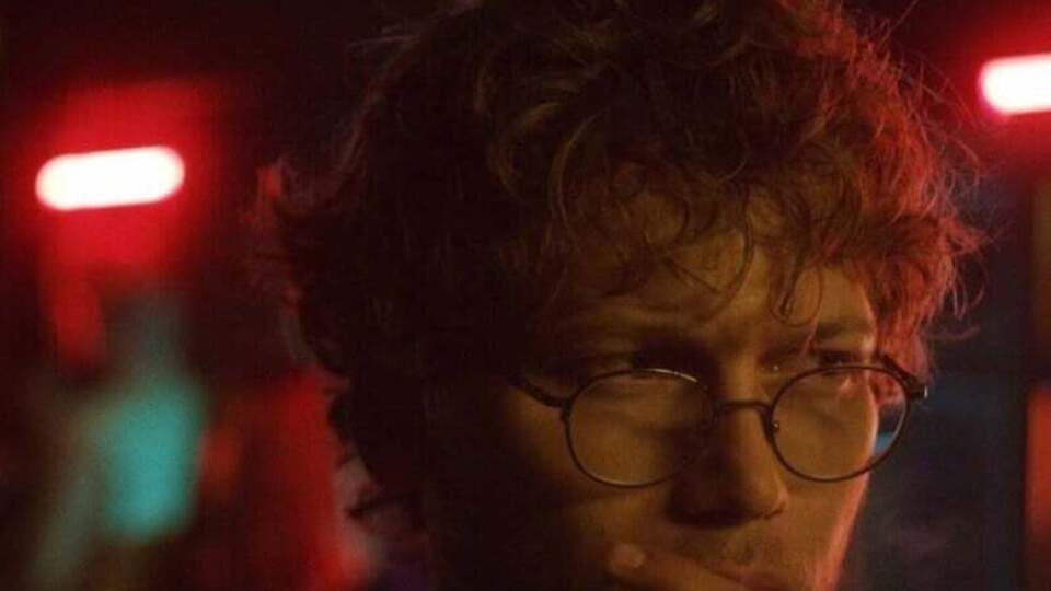 Бывшая девушка Темляка обвинила актера в домашнем насилии через четыре года после расставания