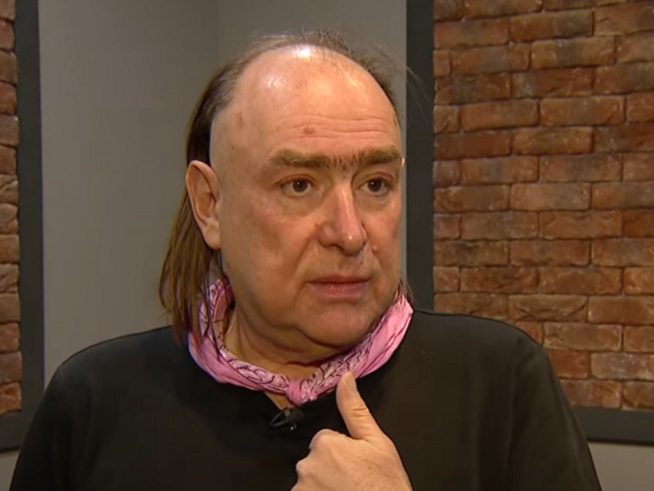 Актеры, работавшие с Жолдаком, называли его "деспотом и тираном"