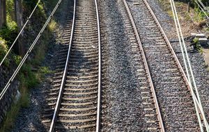 В ходе проверки железнодорожных путей обнаружены взрывные устройства