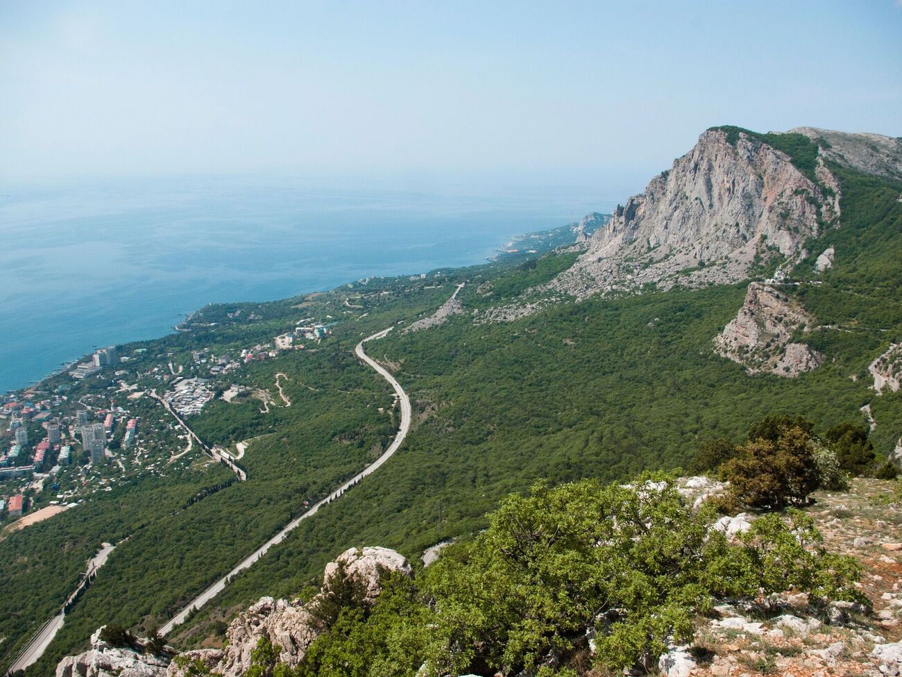 В Крыму поразили военный объект