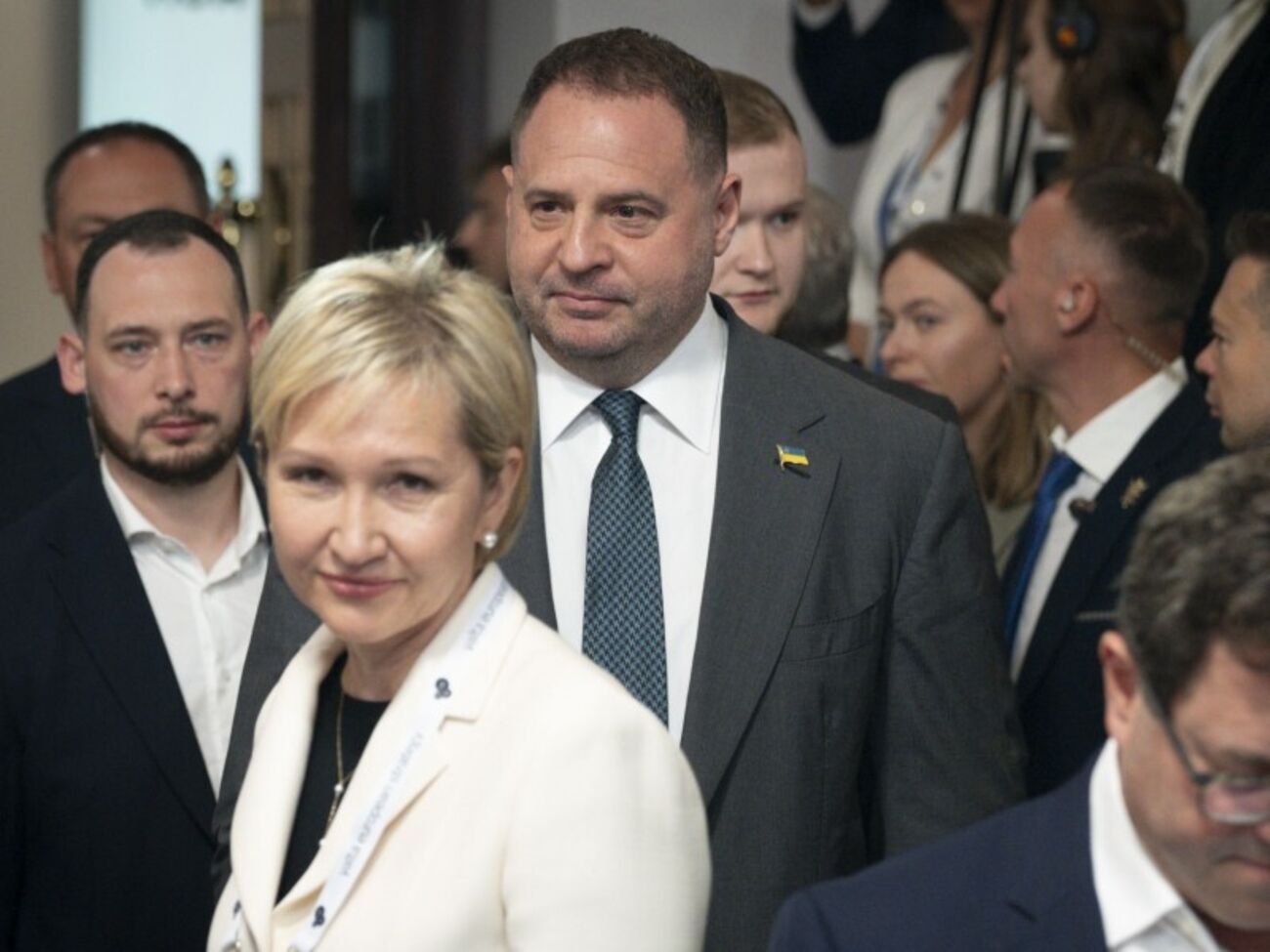 Украина против возвращения РФ замороженных активов как платы за прекращение огня, отметил Ермак