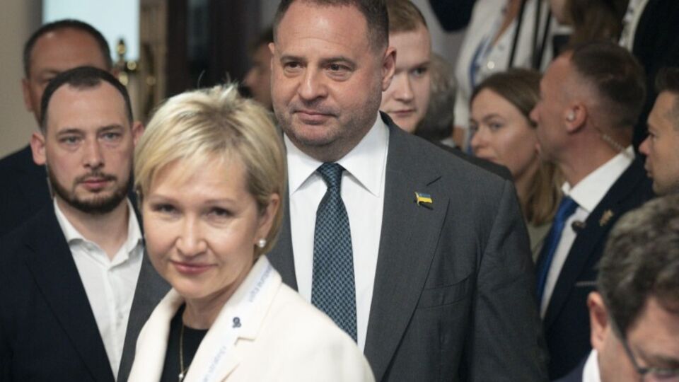 Украина против возвращения РФ замороженных активов как платы за прекращение огня, отметил Ермак