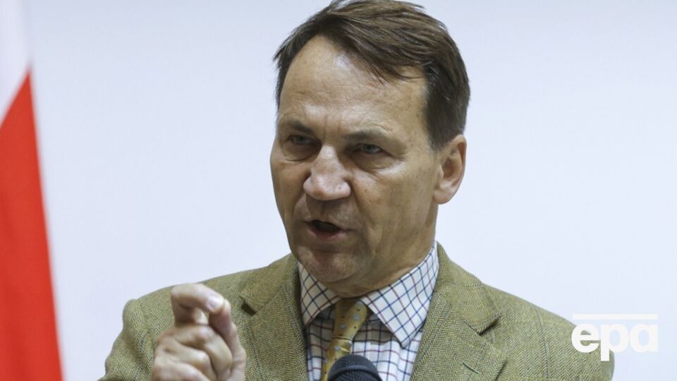 Сикорский возразил, что Польша оказалась не готова к массированному вторжению российских дронов