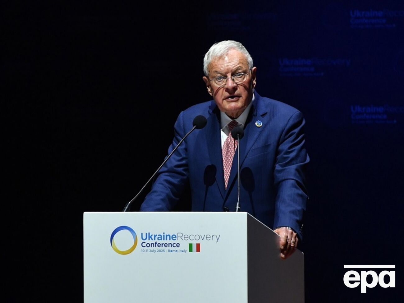 Келлог розповів, що не так давно Трамп також запитував його, чи виграє Росія війну проти України