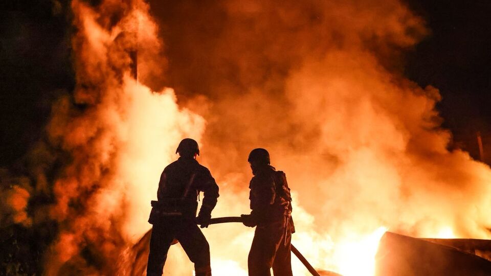 РФ атакувала приватну нафтобазу в Ніжині, виникла велика пожежа, розповів мер