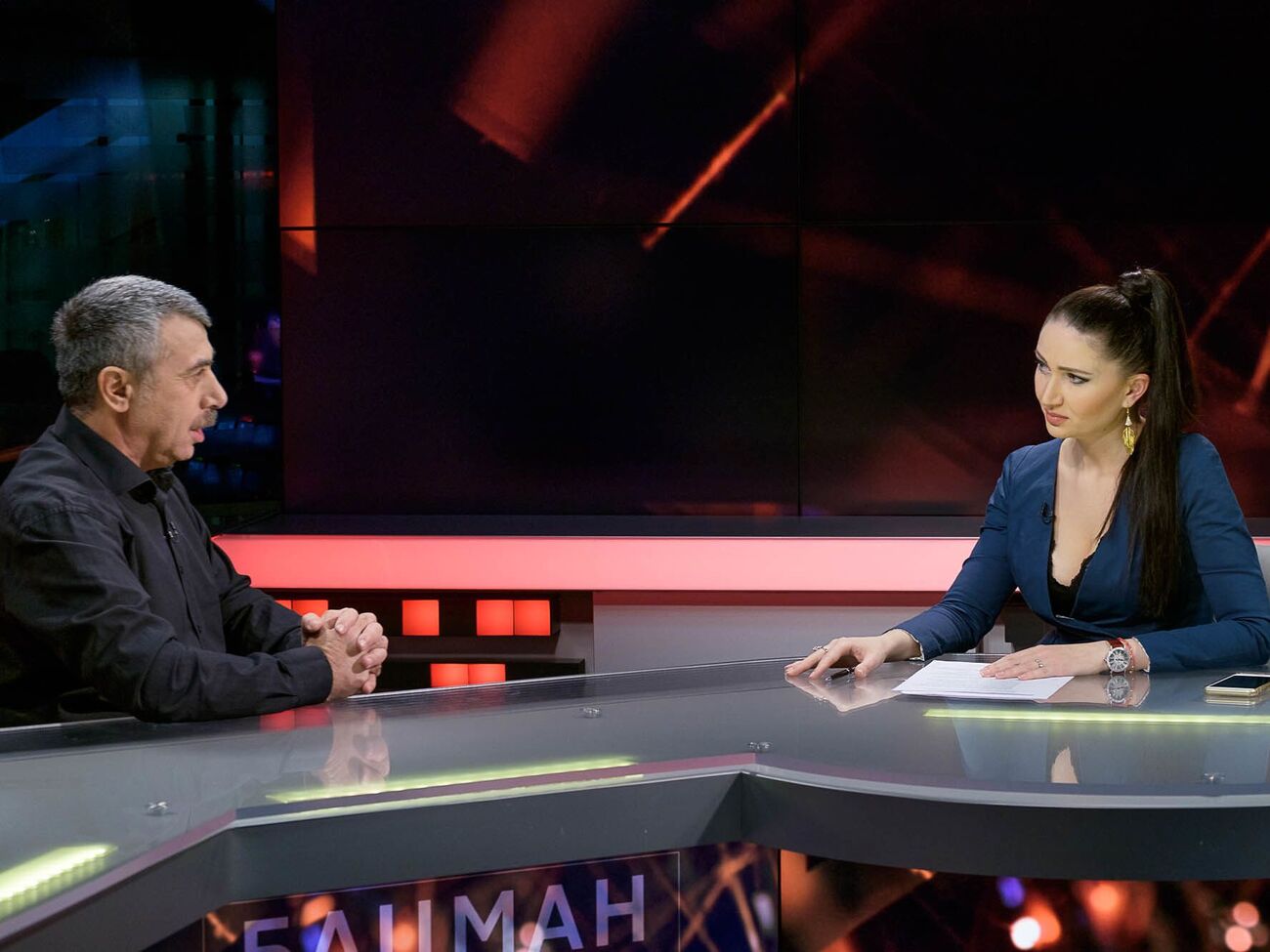 Комаровский – Бацман: Хорошо, что рядом с Путиным тусуется куча шарлатанов, которые вешают ему лапшу на уши про возможность жить долго