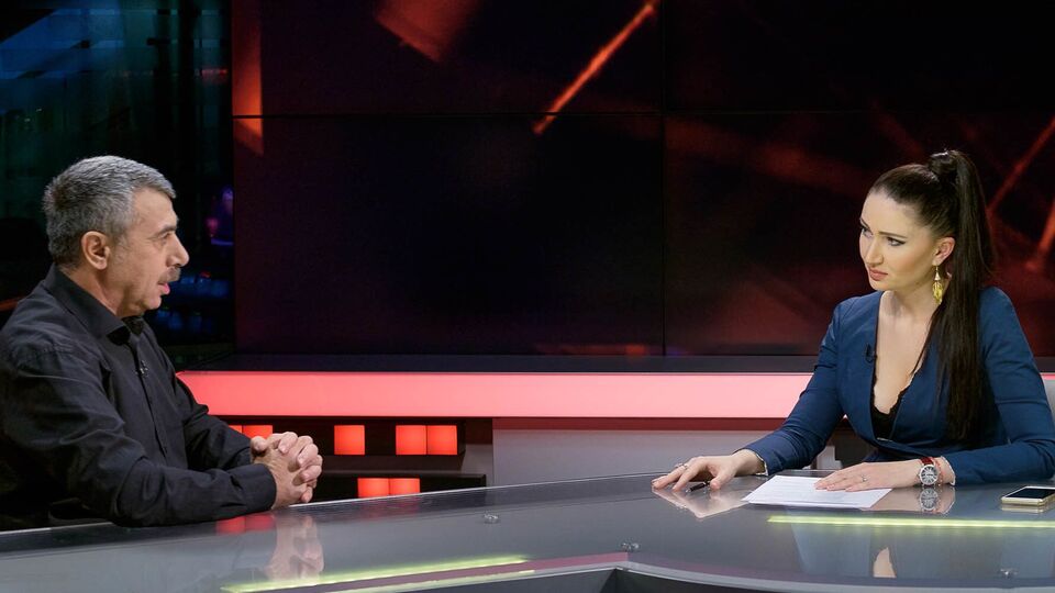 Комаровский – Бацман: Хорошо, что рядом с Путиным тусуется куча шарлатанов, которые вешают ему лапшу на уши про возможность жить долго