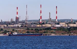НПЗ в Саратове атаковали второй раз за полтора месяца